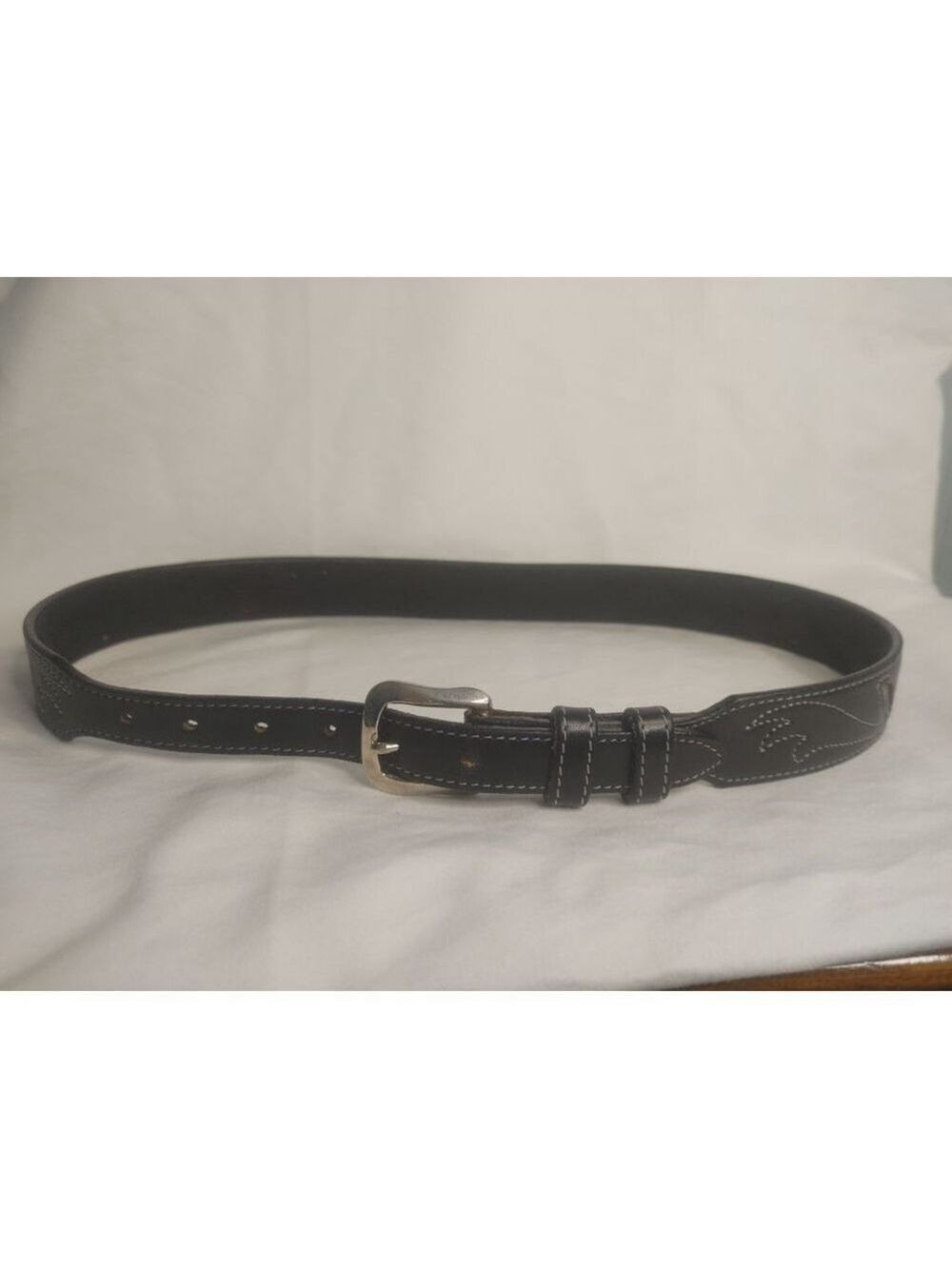 Women's LEEDIN Black & White Stitched Heart Western Leather Belt 26 in